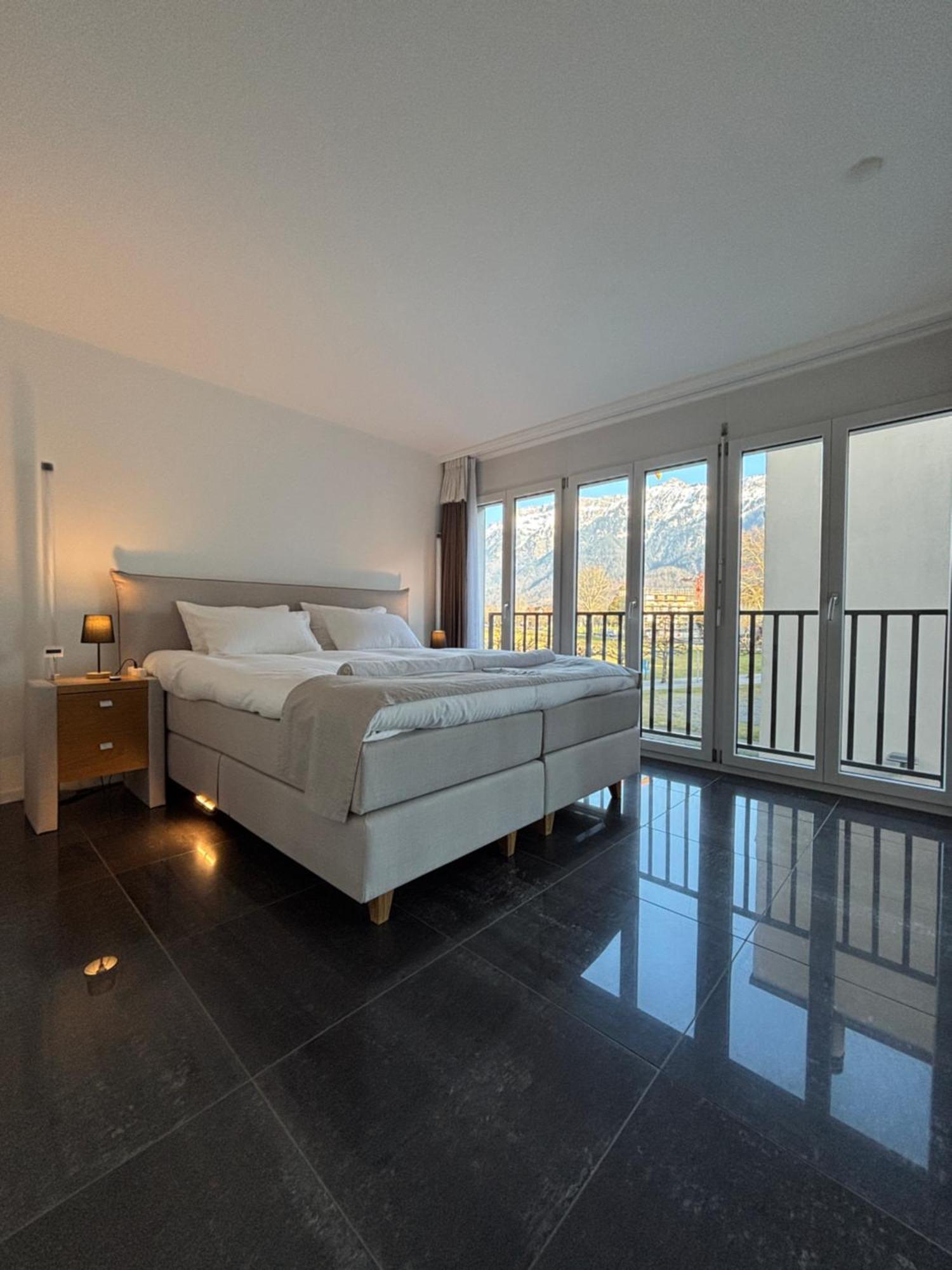 Center Park Apartment Интерлакен Экстерьер фото